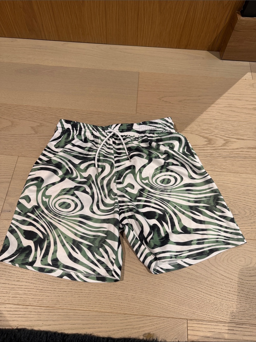 Men's Green Swirl Print Swim Shorts